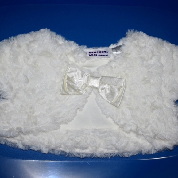 Adorable super soft girls vest size 3T by Blueberi Boulevard - Picture 1 of 5